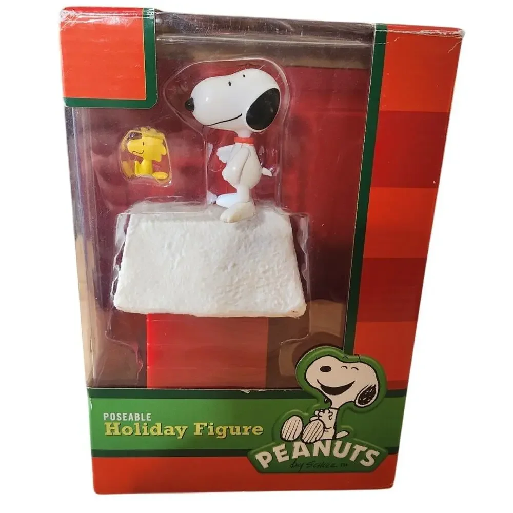 2012 Peanuts Poseable Snoopy Woodstock Snow Covered Doghouse Holiday Figurines